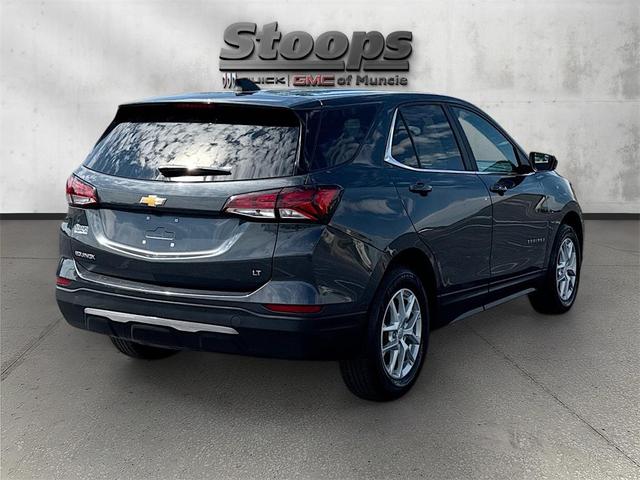 Photo of 2023 Iron Gray Metallic Chevrolet Equinox