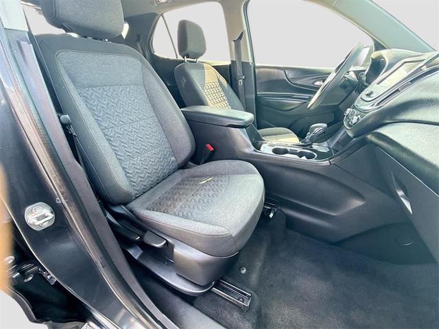 Photo of 2023 Iron Gray Metallic Chevrolet Equinox