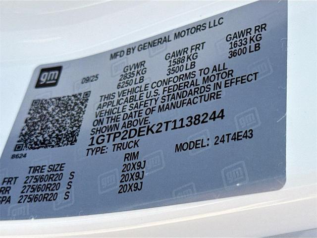 Photo of 2026 Summit White GMC Canyon