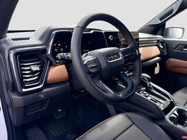 Photo of 2026 Summit White GMC Canyon
