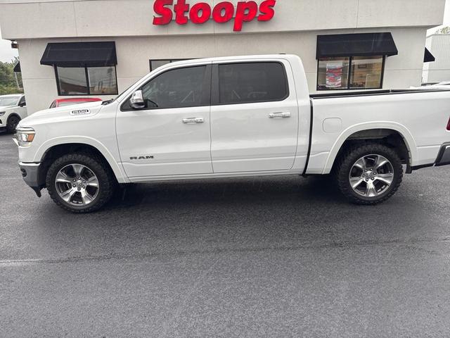 Photo of 2022 Bright White Clearcoat RAM 1500