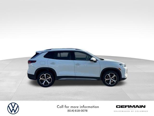 Photo of 2025 Pure White Volkswagen Tiguan