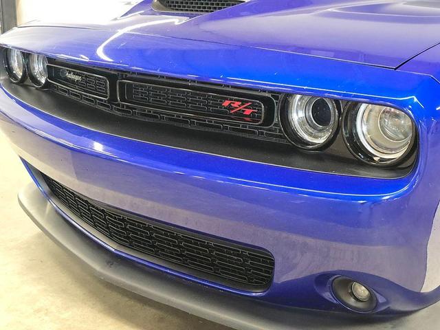 Photo of 2019 Indigo Blue Dodge Challenger