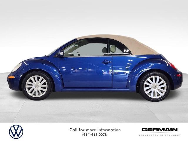 Photo of 2008 Blue Volkswagen New Beetle