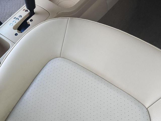 Photo of 2008 Blue Volkswagen New Beetle