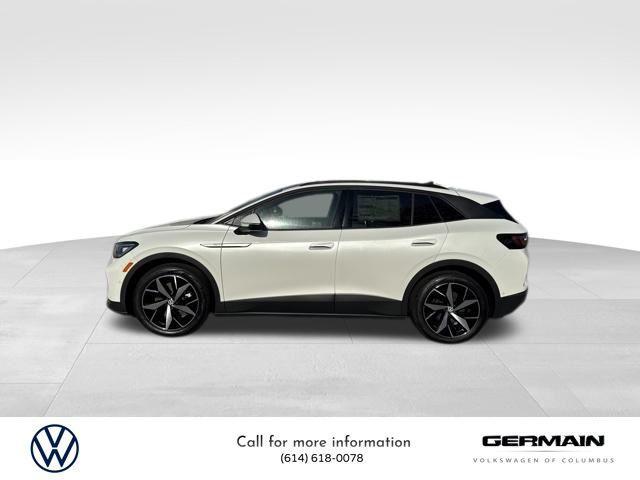 Photo of 2025 Opal White Pearl Effect Volkswagen ID.4