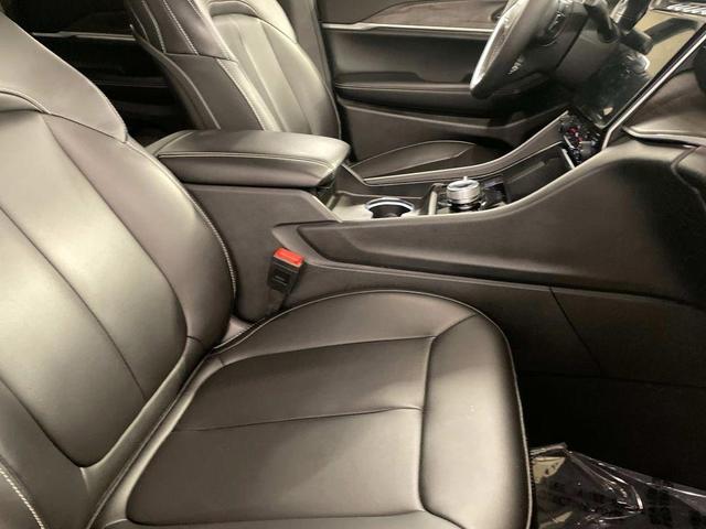 Photo of 2024 Velvet Red Pearlcoat Jeep Grand Cherokee