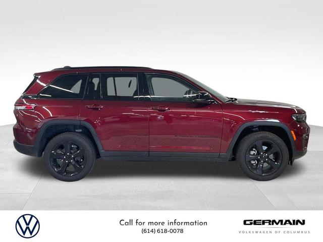 Photo of 2024 Velvet Red Pearlcoat Jeep Grand Cherokee