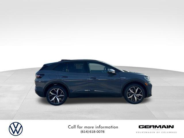 Photo of 2025 Pure Gray Volkswagen ID.4