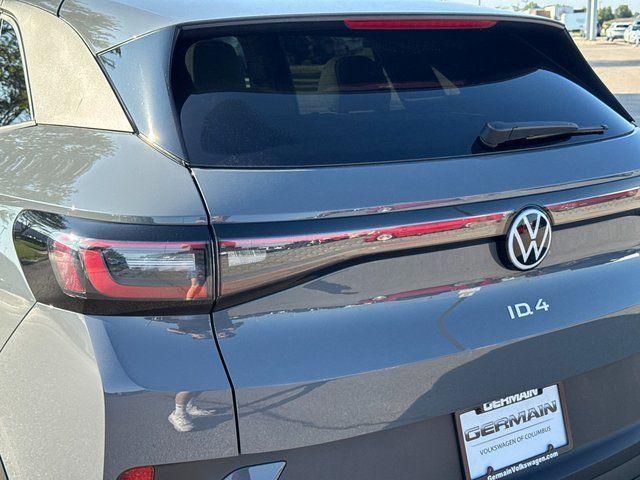 Photo of 2025 Pure Gray Volkswagen ID.4