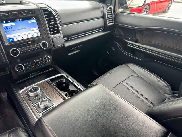Photo of 2019 Gray Ford Expedition Max