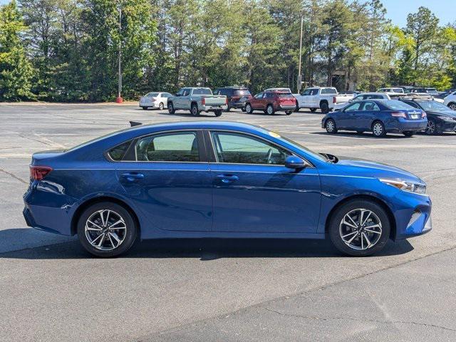 Photo of 2023 Deep Sea Blue Kia Forte