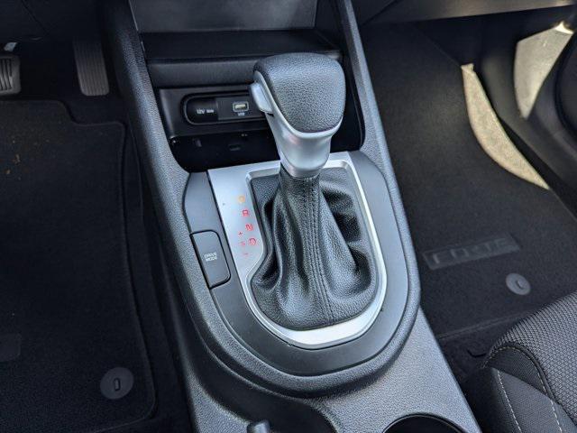 Photo of 2023 Deep Sea Blue Kia Forte