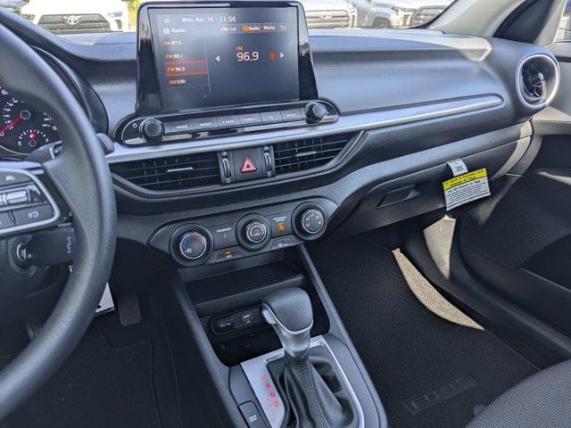 Photo of 2023 Deep Sea Blue Kia Forte