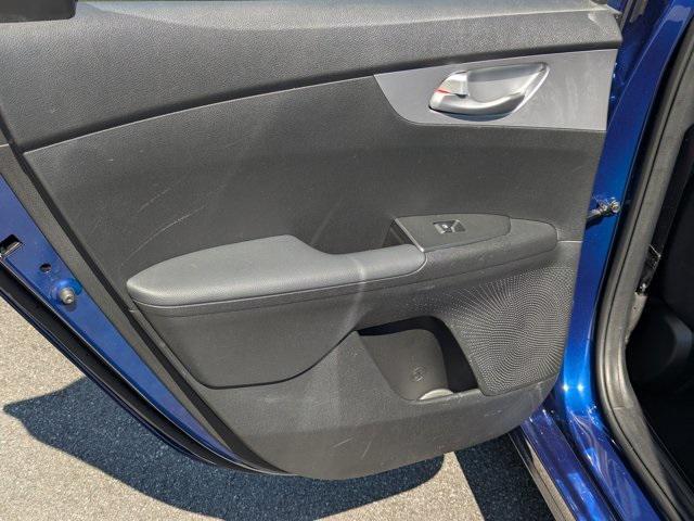 Photo of 2023 Deep Sea Blue Kia Forte