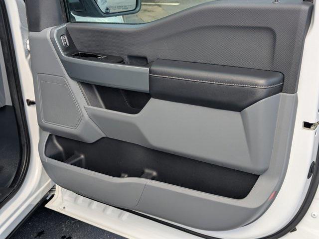 Photo of 2023 Oxford White Ford F-150