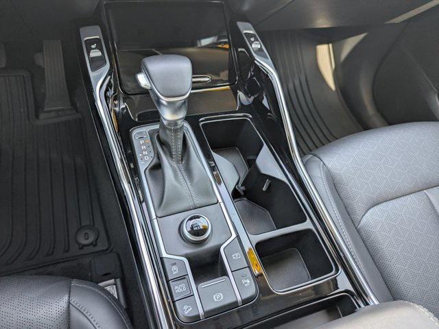 Photo of 2023 Ebony Black Kia Sorento