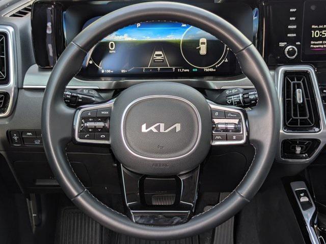 Photo of 2023 Ebony Black Kia Sorento