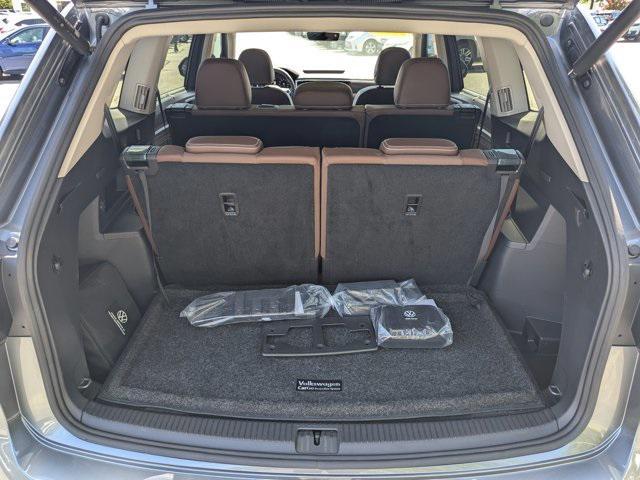 Photo of 2023 Platinum Gray Metallic Volkswagen Atlas