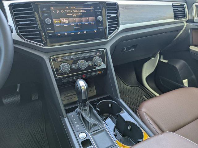 Photo of 2023 Platinum Gray Metallic Volkswagen Atlas