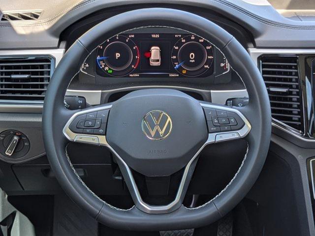 Photo of 2023 Platinum Gray Metallic Volkswagen Atlas