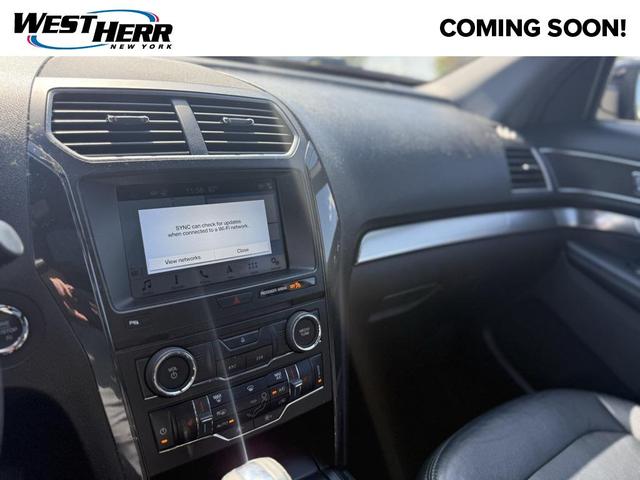 Photo of 2018 Shadow Black Ford Explorer