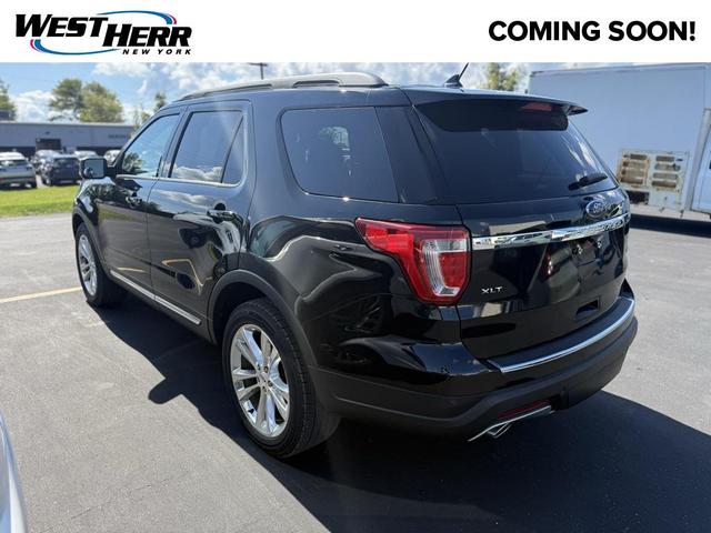 Photo of 2018 Shadow Black Ford Explorer