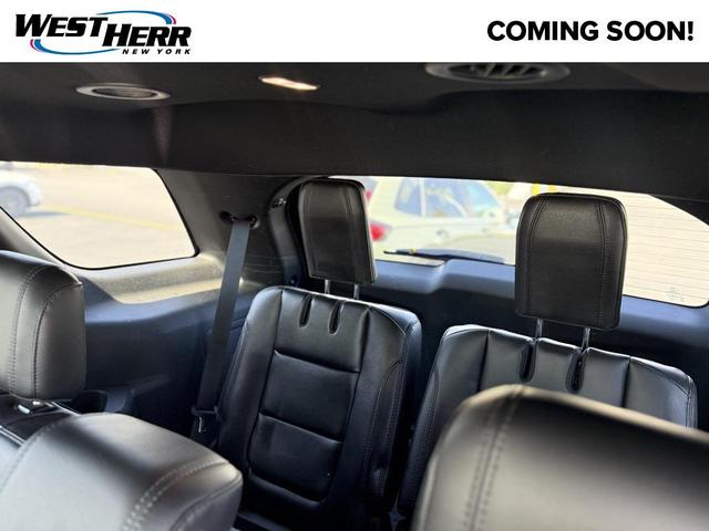 Photo of 2018 Shadow Black Ford Explorer