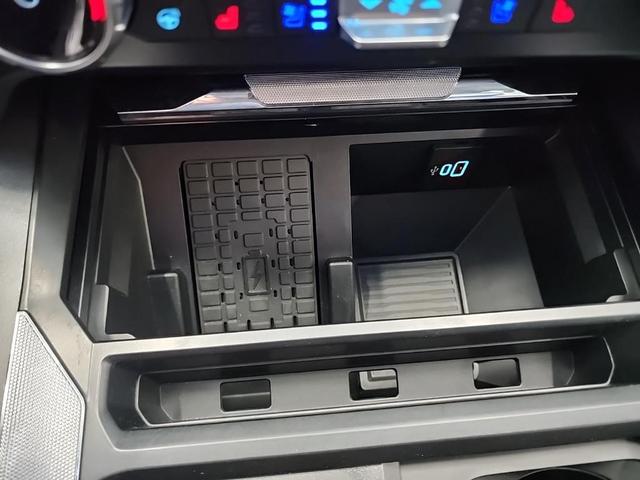 Photo of 2024 Carbonized Gray Metallic Ford F-250