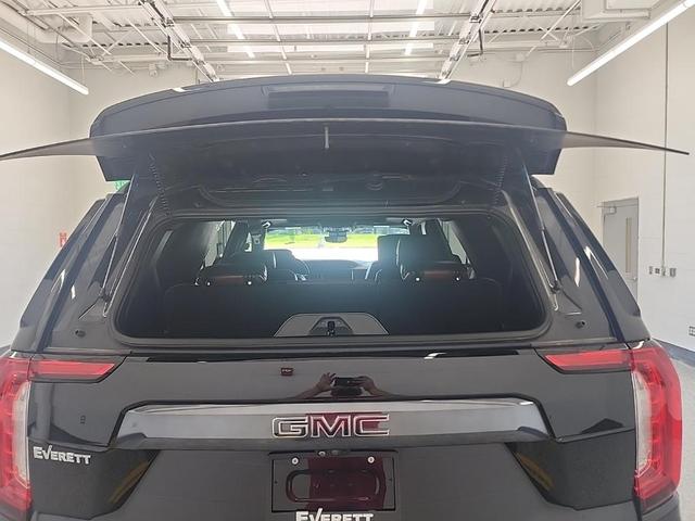 Photo of 2023 Onyx Black GMC Yukon