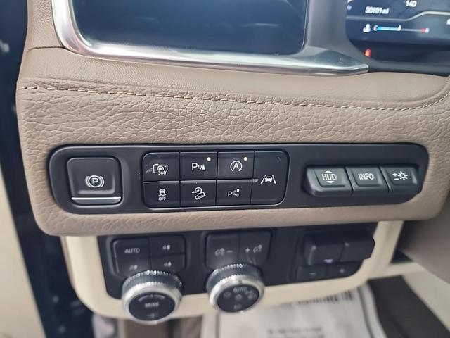 Photo of 2023 Onyx Black GMC Yukon