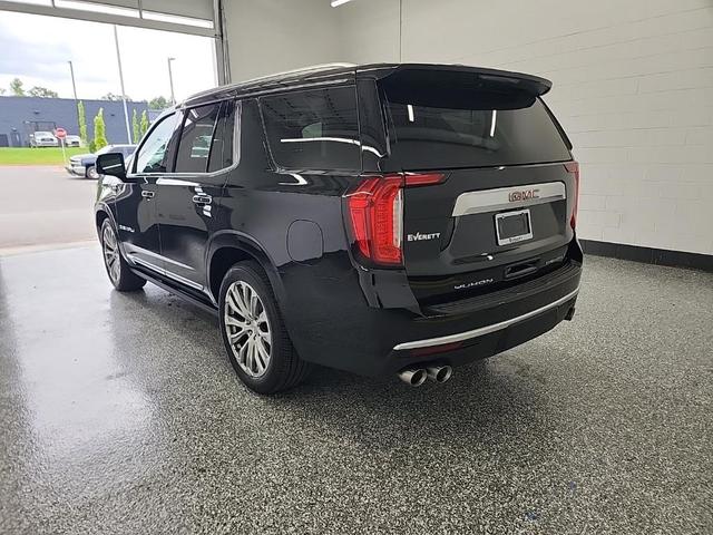 Photo of 2023 Onyx Black GMC Yukon