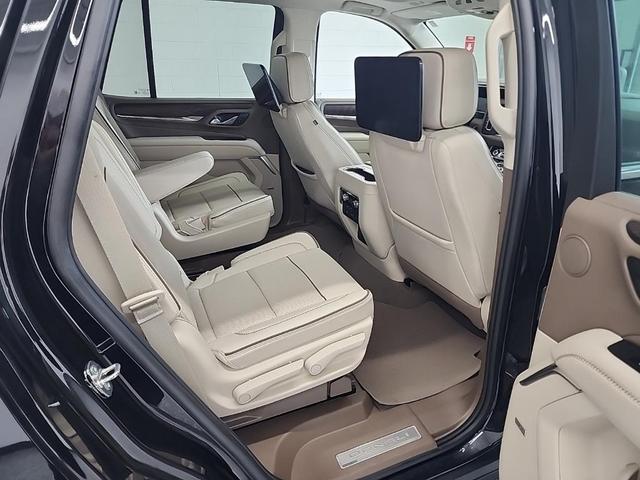 Photo of 2023 Onyx Black GMC Yukon