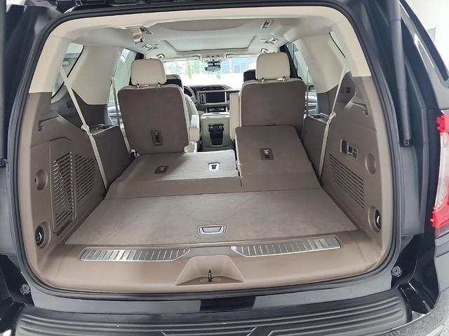 Photo of 2023 Onyx Black GMC Yukon