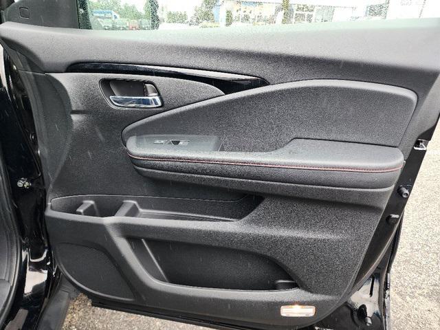 Photo of 2022 Crystal Black Pearl Honda Pilot