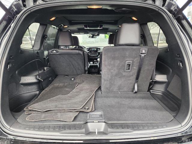 Photo of 2022 Crystal Black Pearl Honda Pilot
