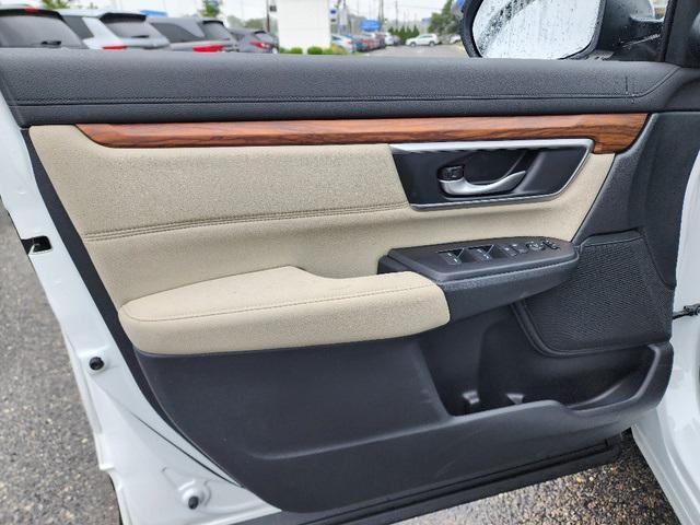 Photo of 2022 Platinum White Pearl Honda CR-V