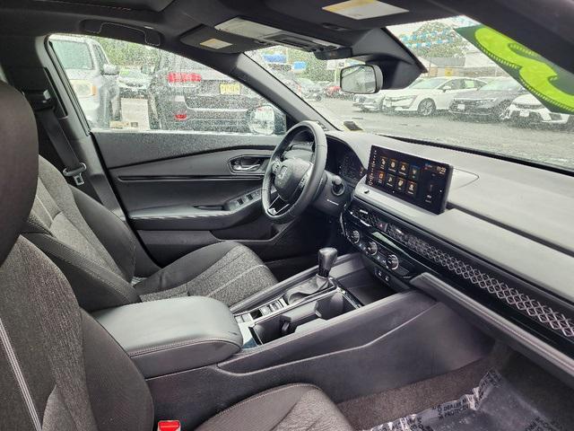 Photo of 2023 Black Pearl Honda Accord Hybrid