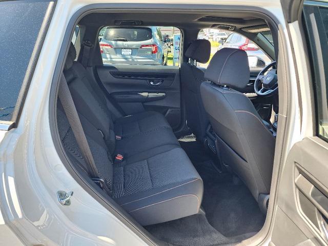 Photo of 2024 Platinum White Pearl Honda CR-V Hybrid