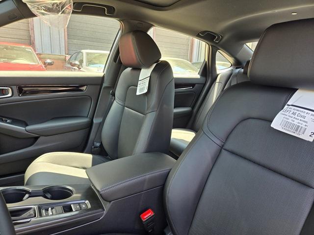 Photo of 2025 Solar Silver Metallic Honda Civic Hybrid