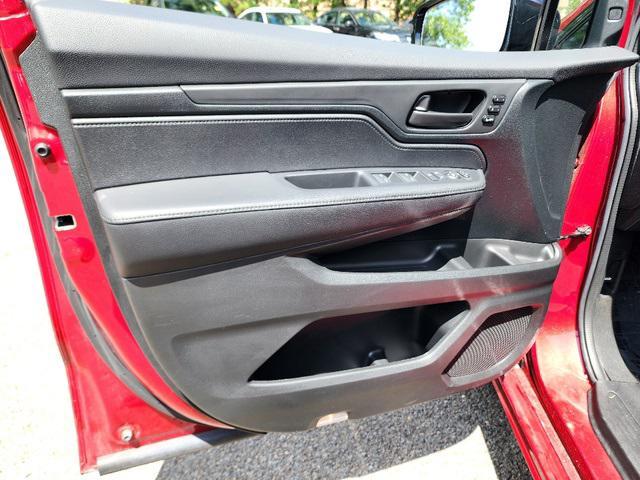 Photo of 2023 Platinum White Pearl Honda Odyssey