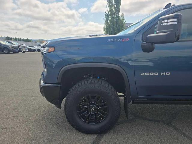Photo of 2024 Lakeshore Blue Metallic Chevrolet Silverado 2500