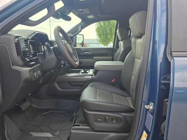 Photo of 2024 Lakeshore Blue Metallic Chevrolet Silverado 2500