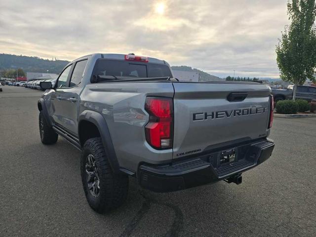 Photo of 2024 Sterling Gray Metallic Chevrolet Colorado