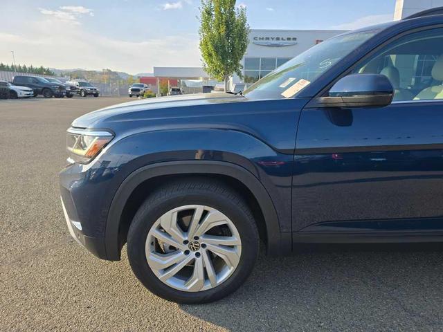 Photo of 2021 Tourmaline Blue Metallic Volkswagen Atlas