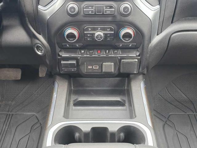 Photo of 2022 Black Chevrolet Silverado 2500