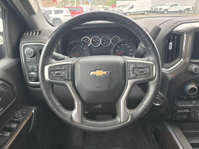 Photo of 2022 Black Chevrolet Silverado 2500