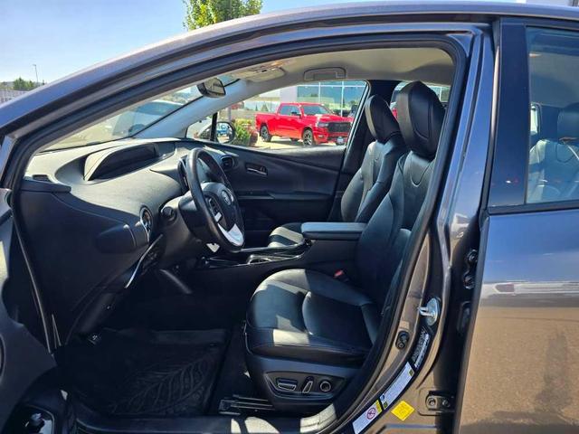 Photo of 2018 Magnetic Gray Metallic Toyota Prius Prime