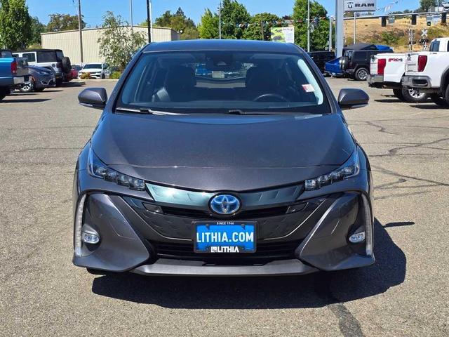 Photo of 2018 Magnetic Gray Metallic Toyota Prius Prime