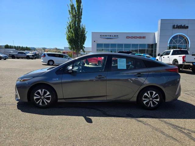 Photo of 2018 Magnetic Gray Metallic Toyota Prius Prime